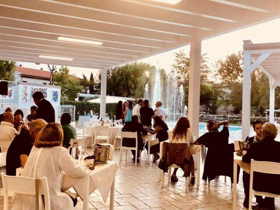 Hotel Santacroce Meeting Sulmona Dış mekan fotoğraf