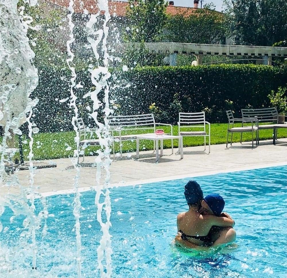Hotel Santacroce Meeting Sulmona Dış mekan fotoğraf