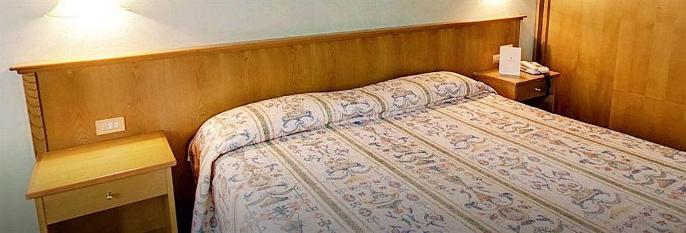Hotel Santacroce Meeting Sulmona Dış mekan fotoğraf