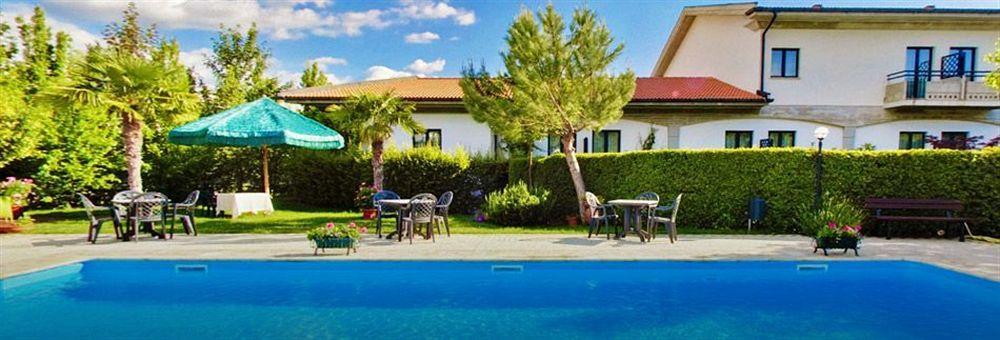 Hotel Santacroce Meeting Sulmona Dış mekan fotoğraf